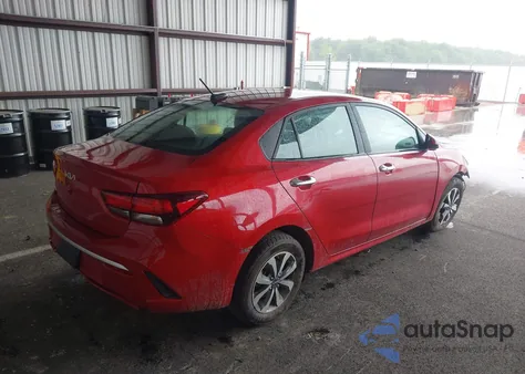 2023 Kia Rio S z USA, uszkodzony, nr VIN 3KPA24AD0PE572873
